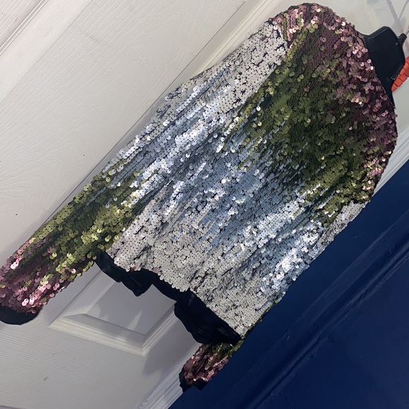 Jacket - Picture 5 of 6